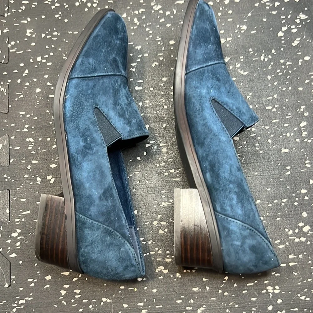 Bella Vita Loafers Size 5 1/2 - Picture 2 of 4